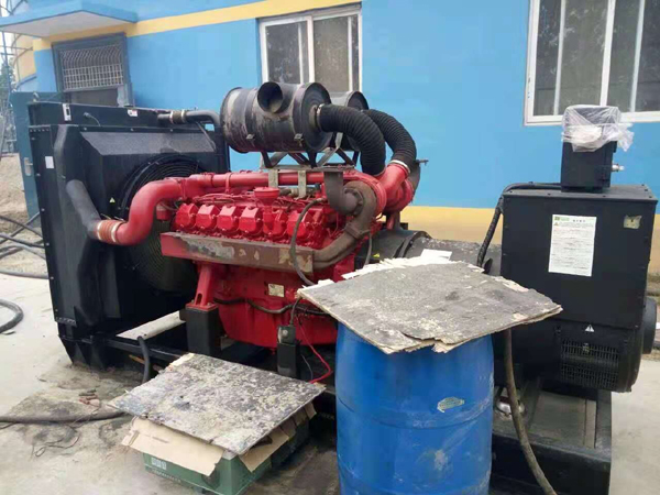 满洲里租赁发电机-柴油发电机组的齿轮箱和发电机温升控制