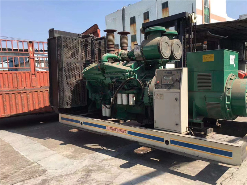 满洲里如何判断柴油发电机组的机油温度是否达到了合适的预热温度？