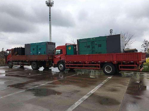 满洲里涂抹密封胶后，需要等待多长时间才能安装水冷式机油散热器密封件？