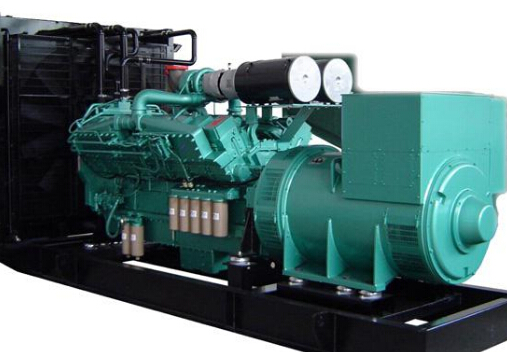 满洲里冬季柴油发电机组启动前应进行哪些预热操作？