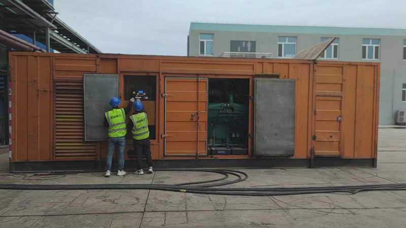 满洲里如何检查柴油发电机组的机油油位？